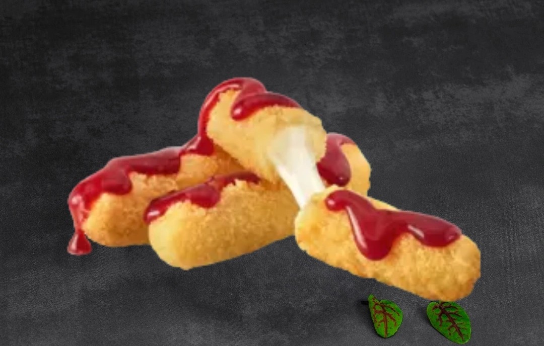 Фото Сырные палочки с клюквенным соусом 3 шт.